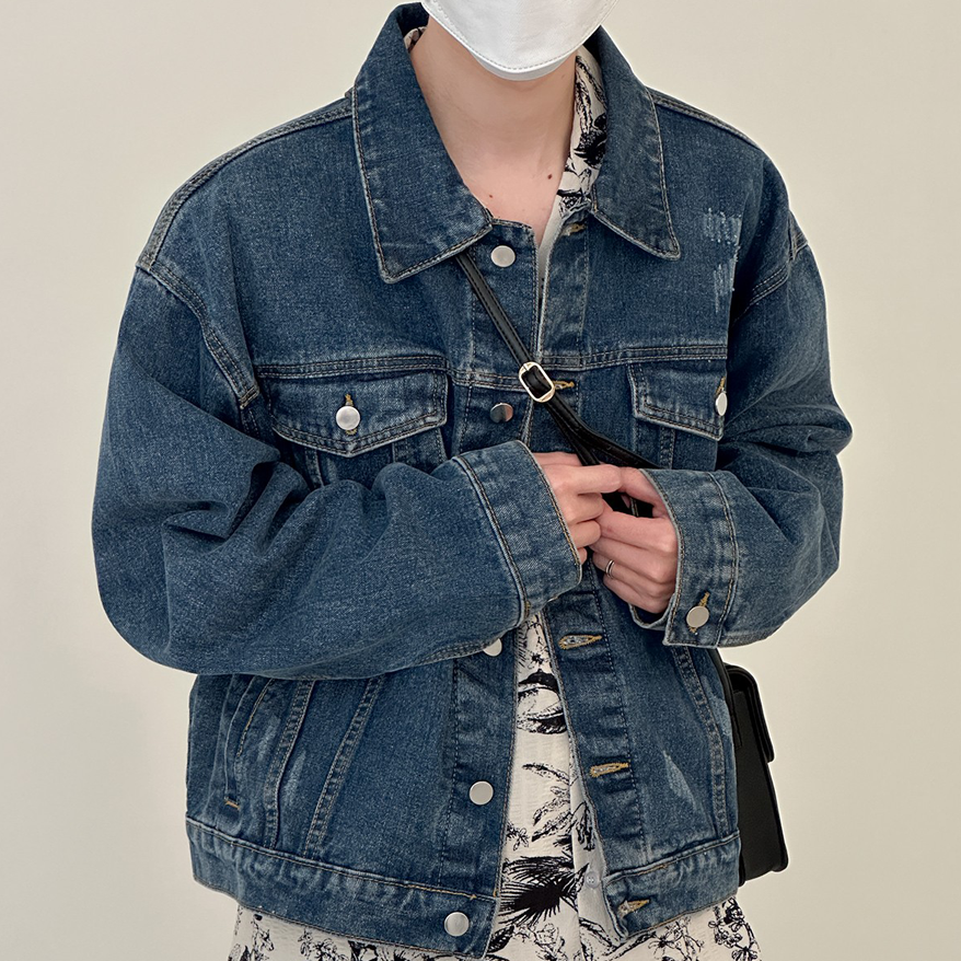 Washed Blue Denim Jacket Short Section