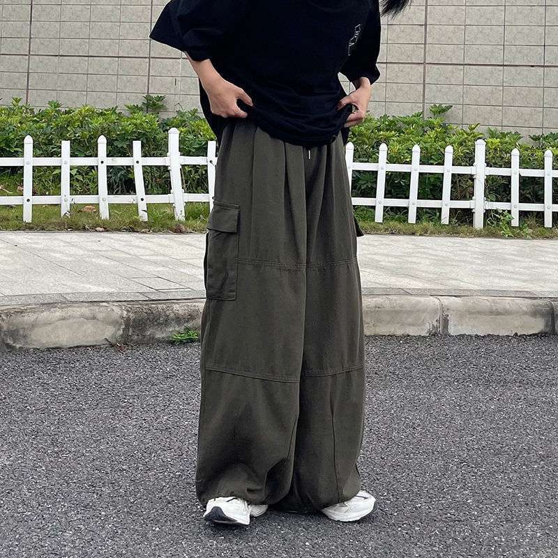 Retro Wide Cargo Pants