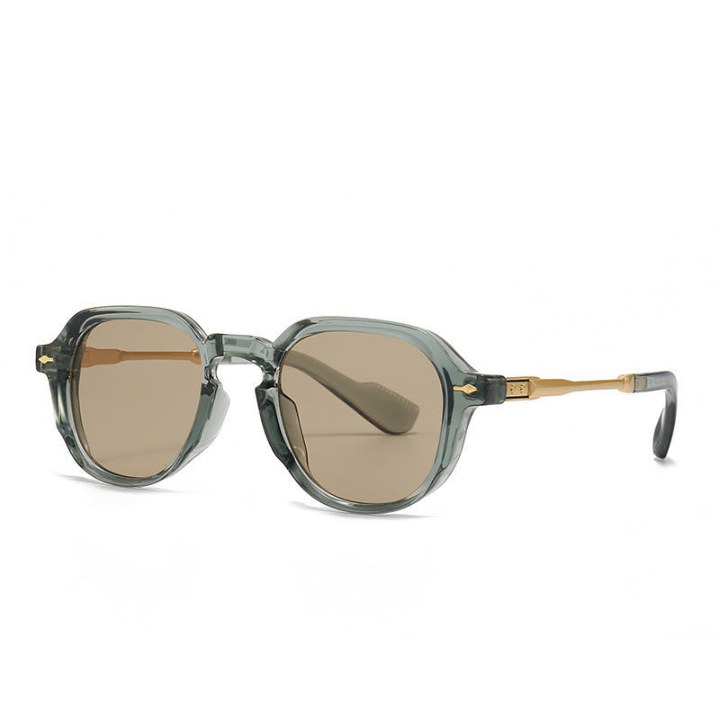 Modern Charm Retro Sunglasses