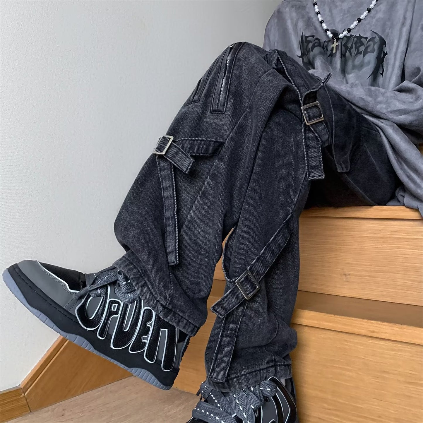 Loose-fit Functional Zipper Lace-up Jeans