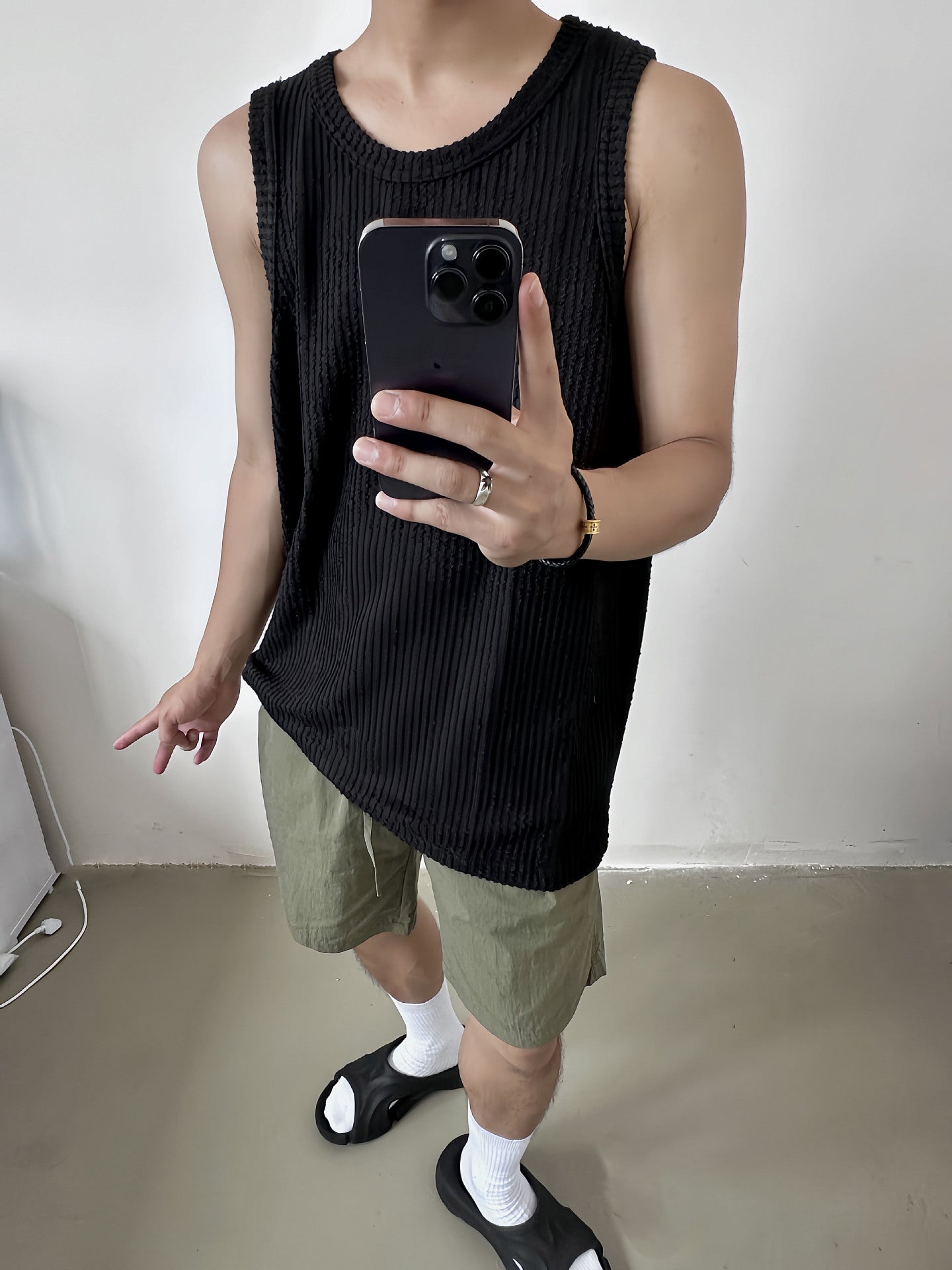 Loose Sunken Stripe Sleeveless T-shirt