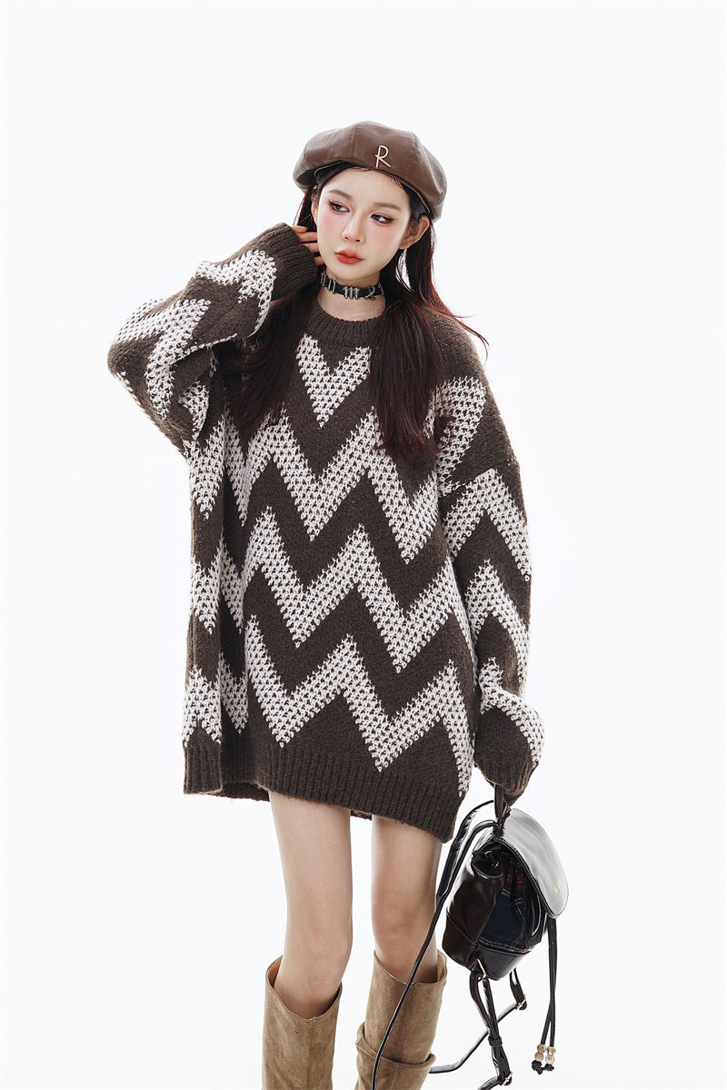 Retro Diamond Plaid  Wave Striped Sweater (Unisex)