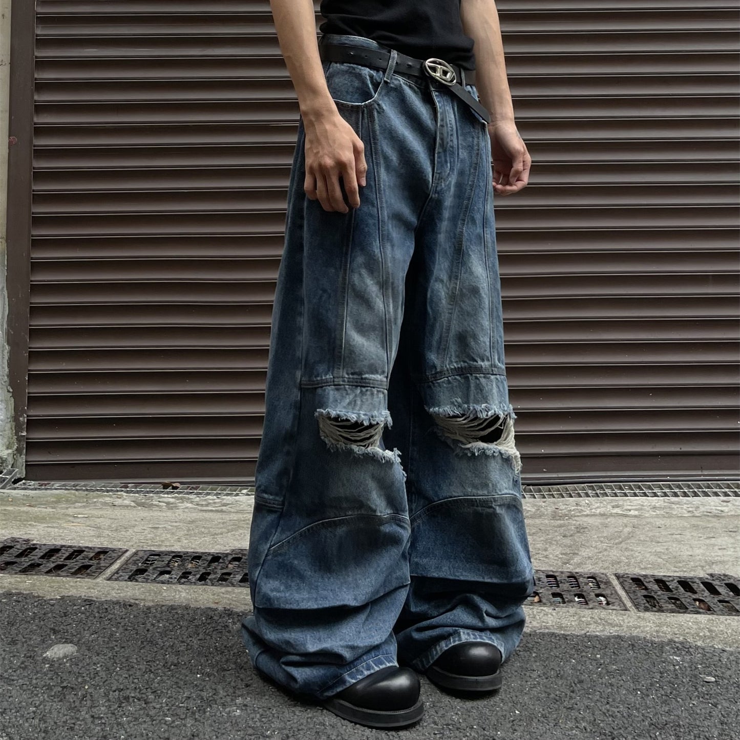 Distressed A-line Splicing Deconstructed Denim