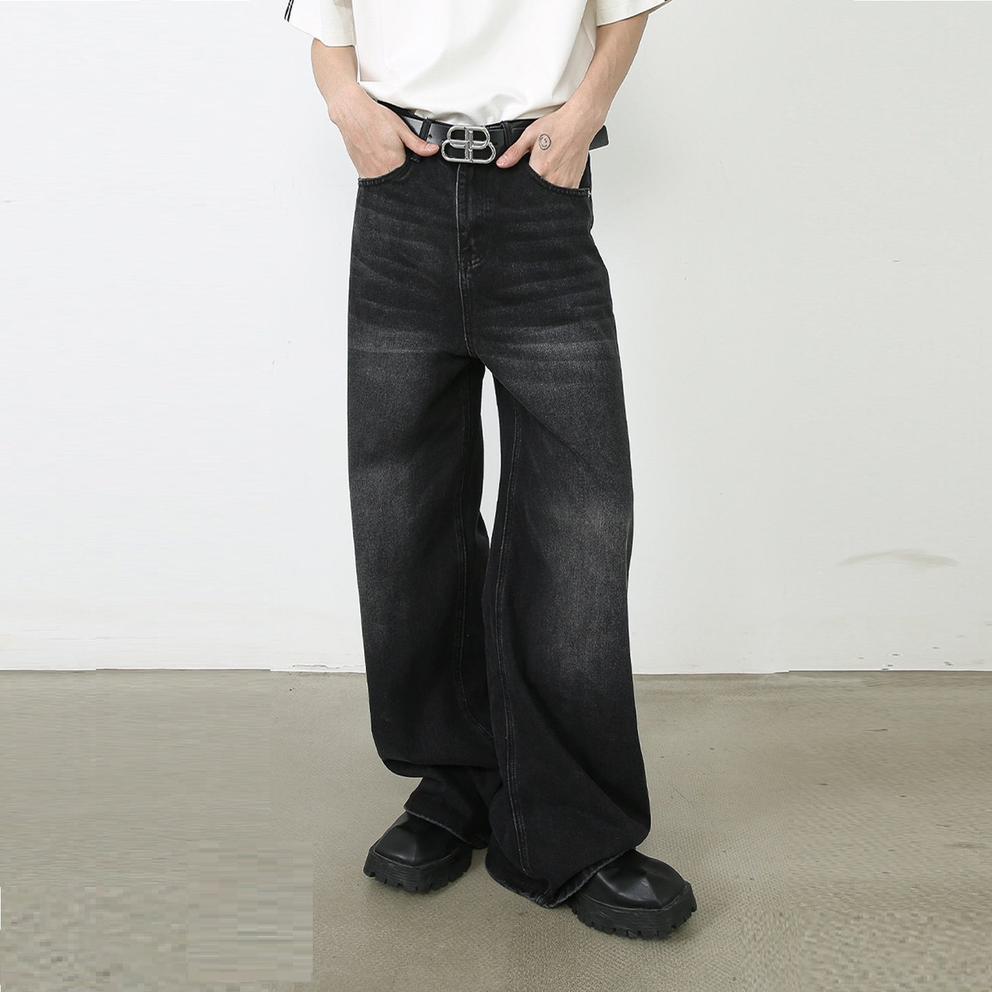 Washed-out Straight Wide Leg Denim